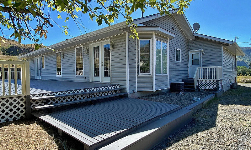 Move In Ready! 3 Bdr...