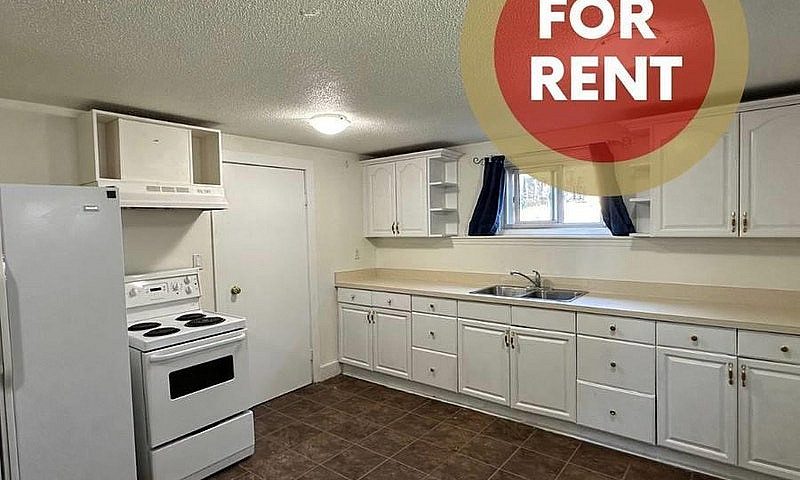 Suite-3739 Rumble St...