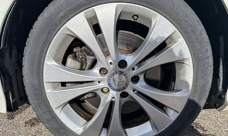 2017 Mercedes-Benz B...
