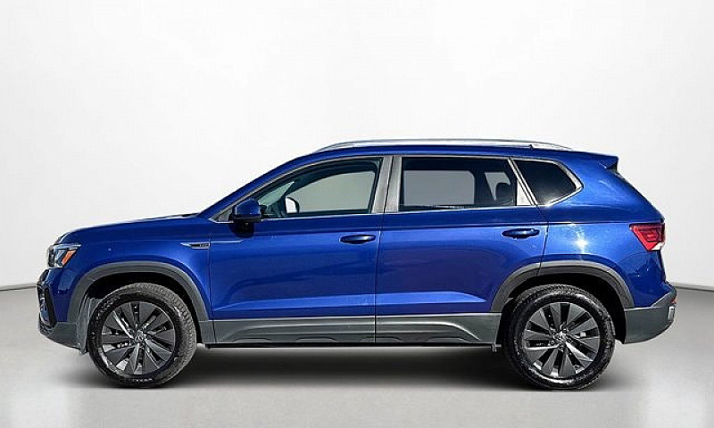 2022 Volkswagen Taos...