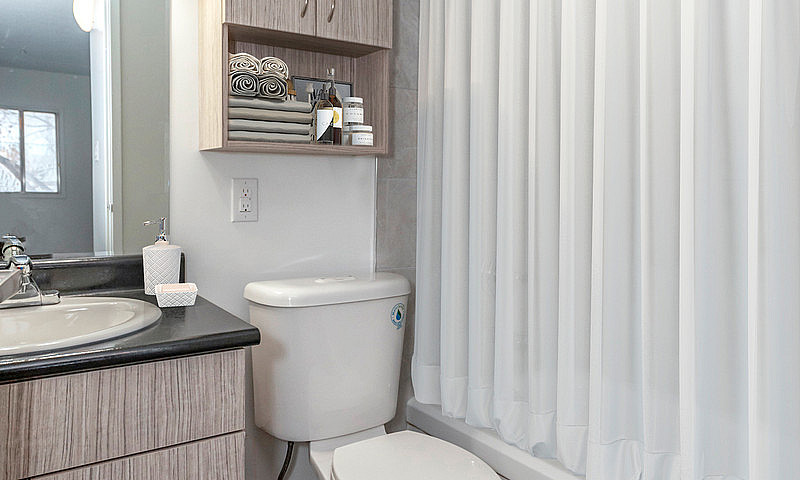 One Bedroom Suite Av...