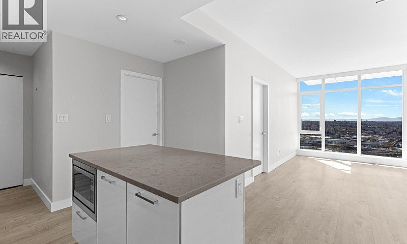 3905 1788 Gilmore Av...