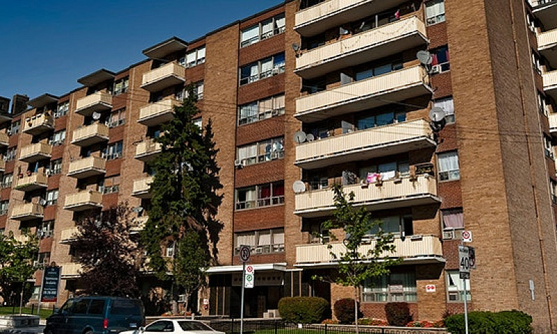 Northshore Apartment...