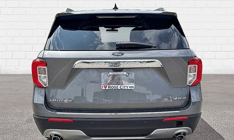 2023 Ford Explorer L...