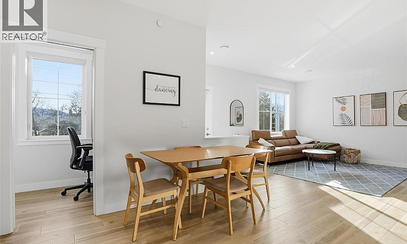 241 Nelson Avenue Un...