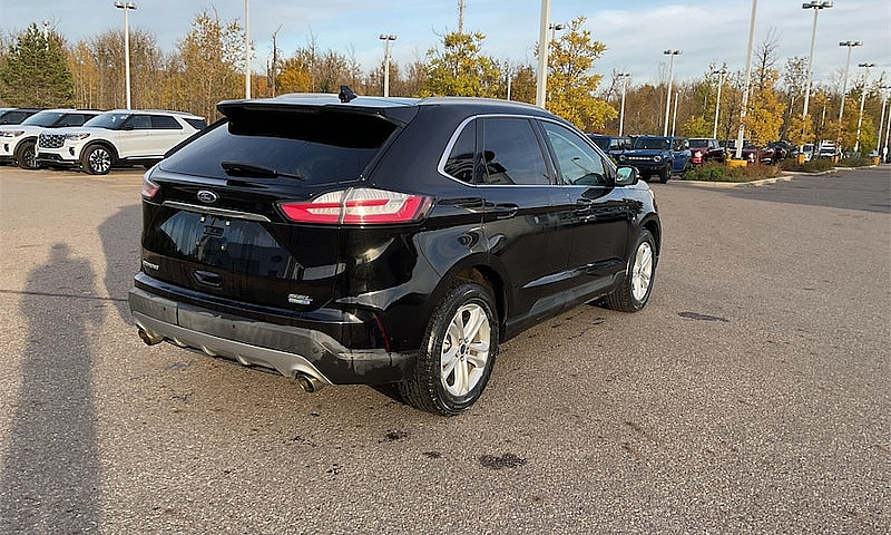 2019 Ford Edge Sel A...