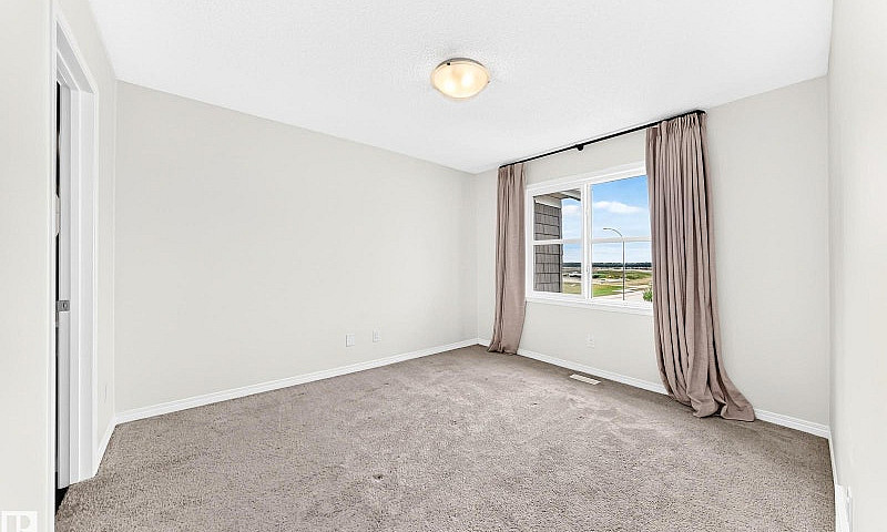 Great Townhouse In S...