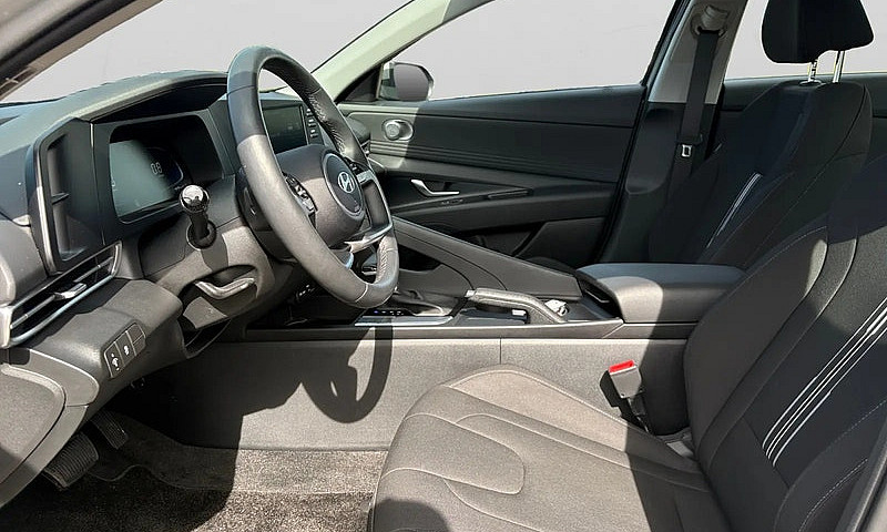 2025 Hyundai Elantra...