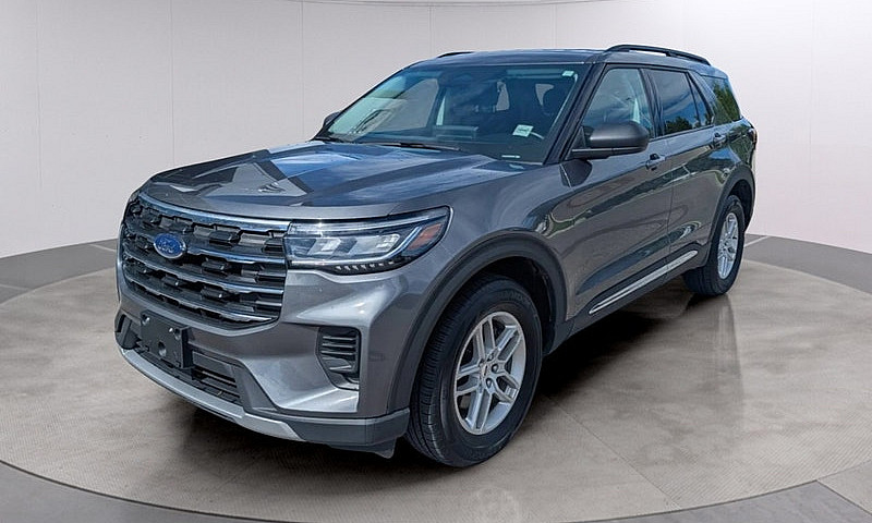 2025 Ford Explorer A...