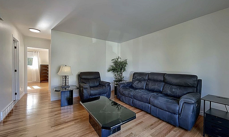 $629,500 - Bungalow ...