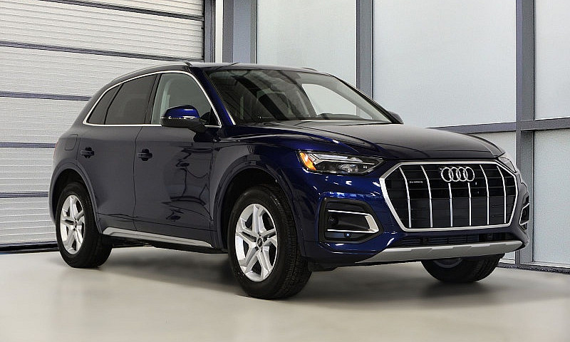 2022 Audi Q5 Komfort...