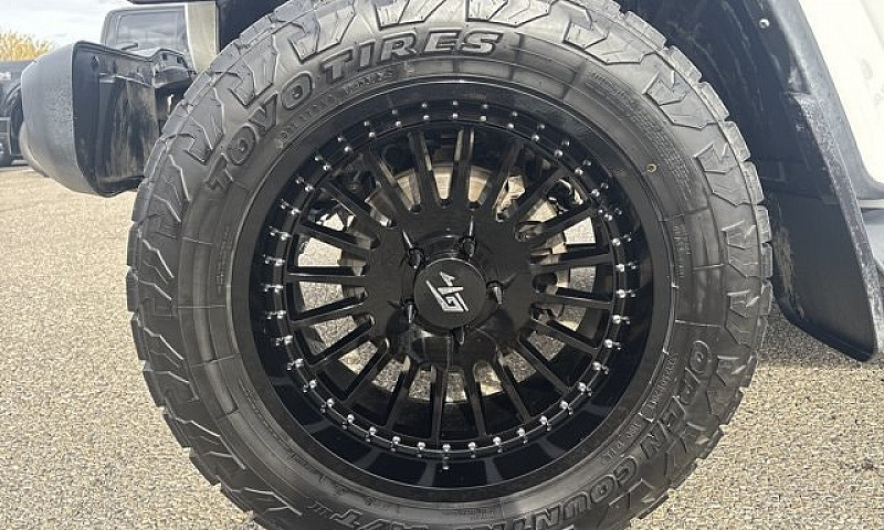 2021 Jeep Gladiator...