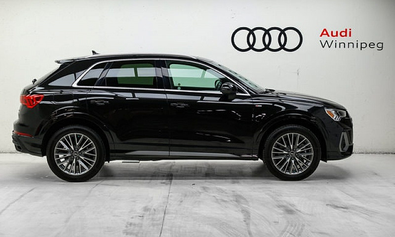 2023 Audi Q3 Technik...