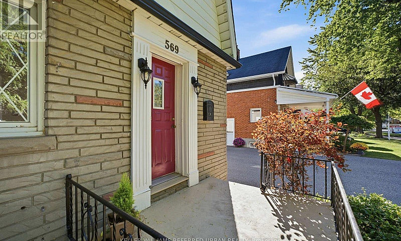 569 Masson Street Os...