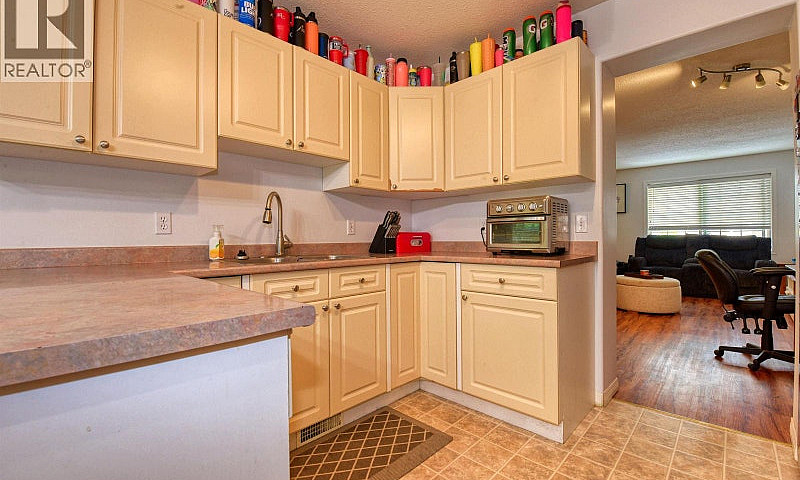 27 350 Pearkes Drive...