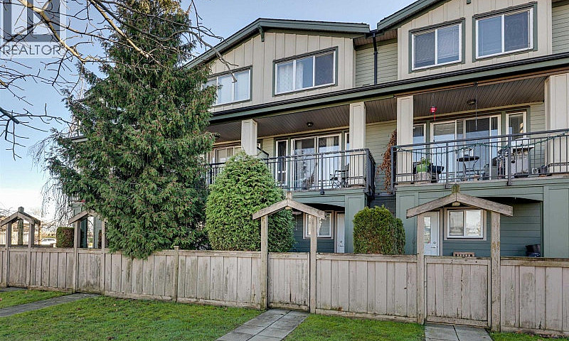 50 160 Pembina Stree...