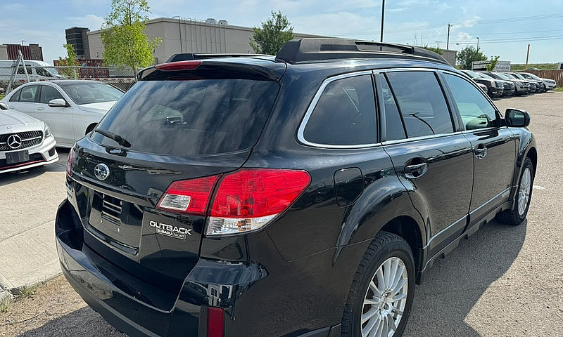 2011 Subaru Outback ...