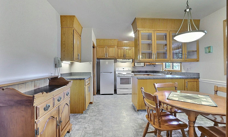 212 Shannon Road (Wh...