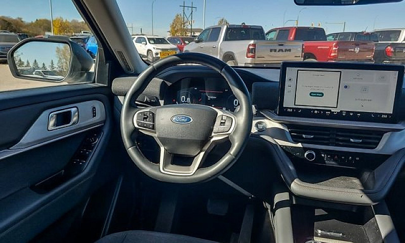2025 Ford Explorer A...