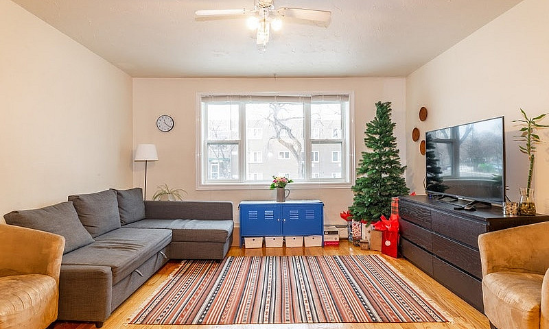 380 Maplewood- 1 Bed...