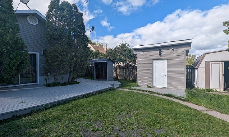 Fully Renovated. Mai...
