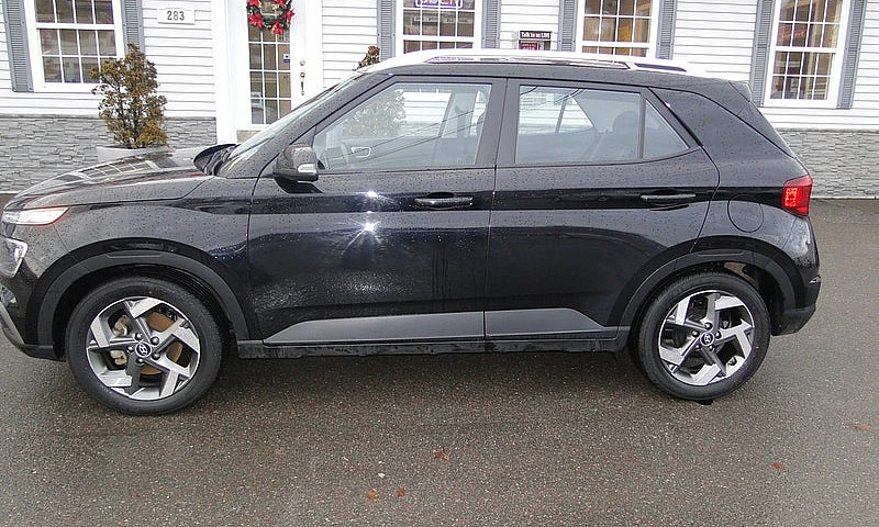2021 Hyundai Venue T...