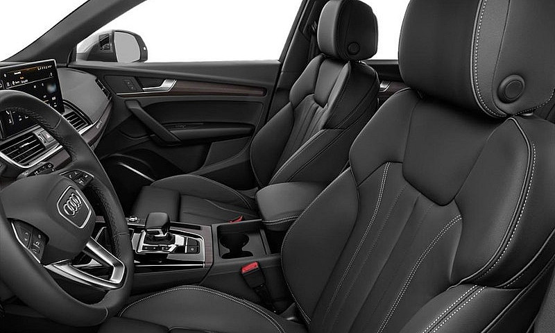 2024 Audi Q5 45 Prog...