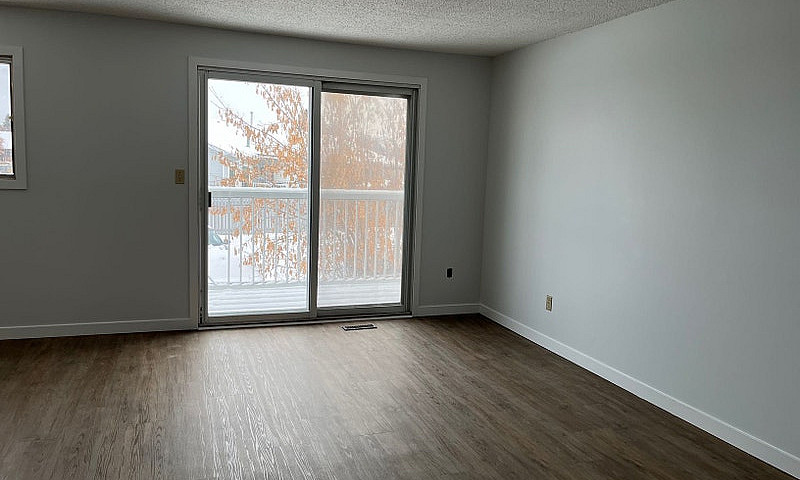2 Bed 1 Bath Unit In...