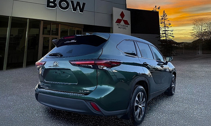 2025 Toyota Highland...