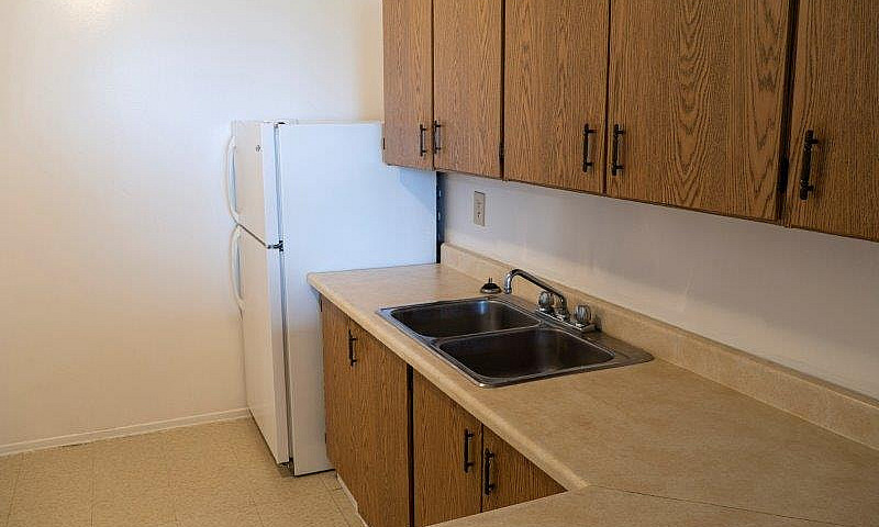 2 Bedroom For June 1...