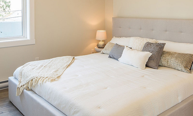 1.5 Month Rent Free ...