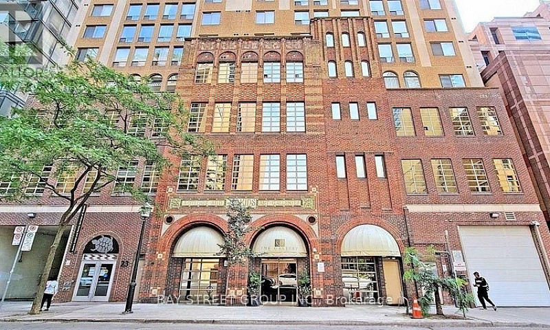 25 Grenville Street ...