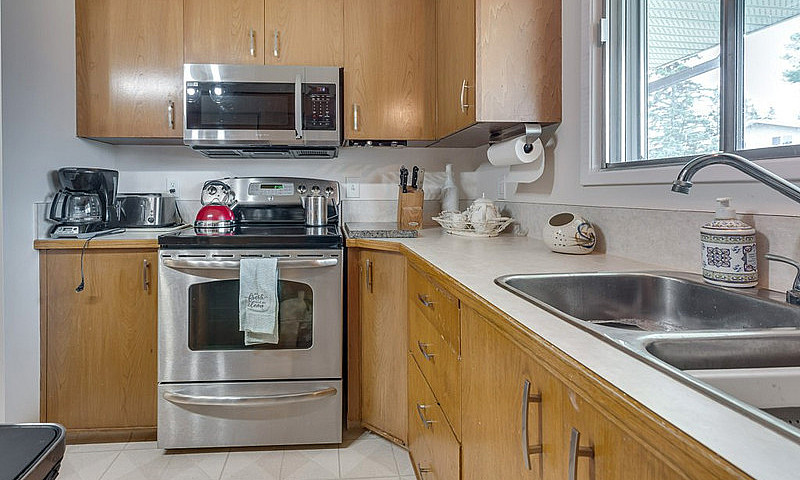 Morrisroe Bungalow W...