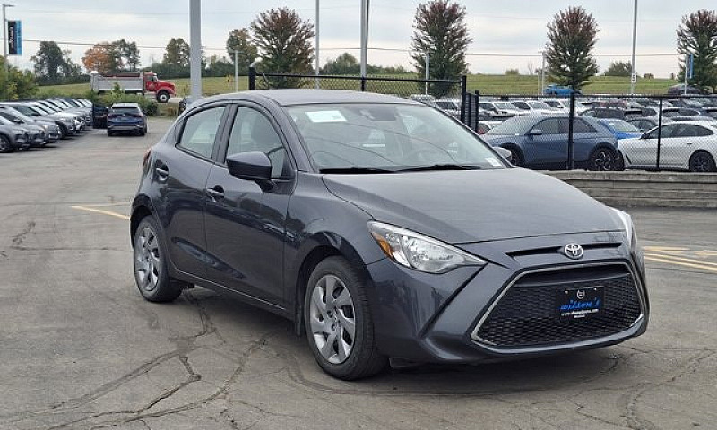 2020 Toyota Yaris Ha...