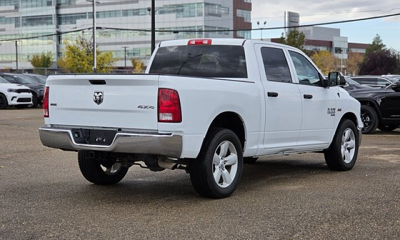 2023 Ram 1500 Classi...