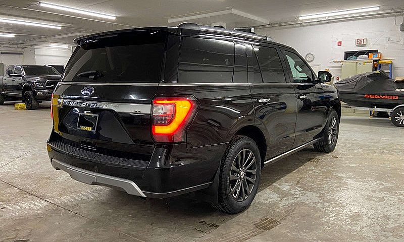 2020 Ford Expedition...