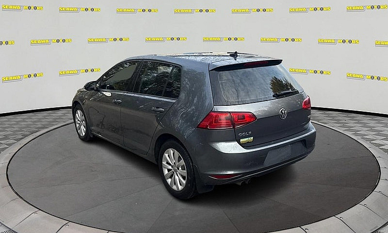 2016 Volkswagen Golf...