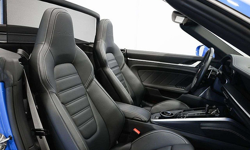 2023 Porsche 911 Tur...