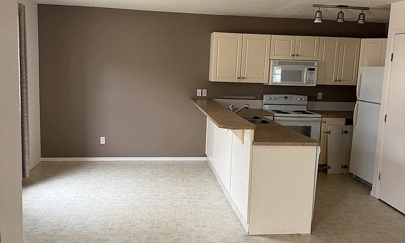 End Main Floor Unit...