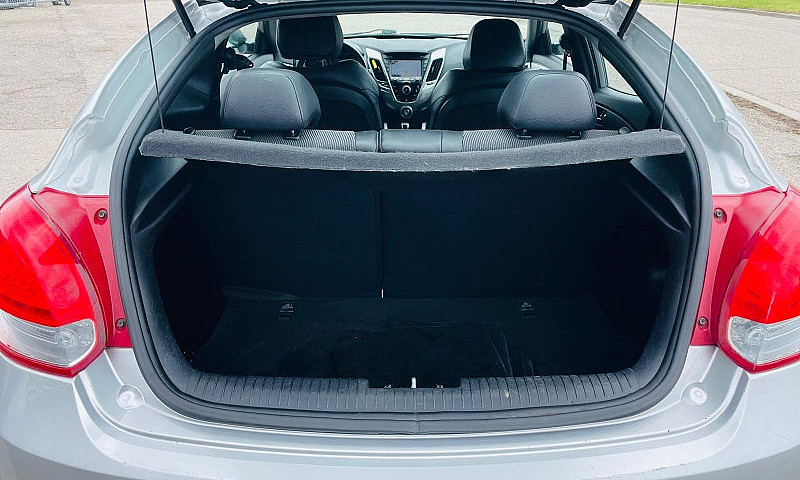 2015 Hyundai Veloste...