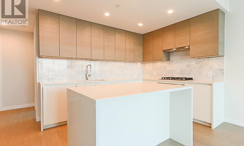4901 2108 Gilmore Av...