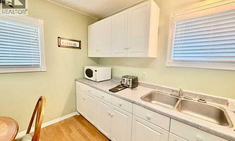 5007 51 Street Hardi...