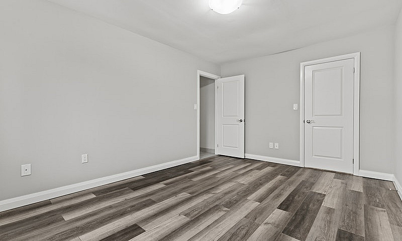483 Linwell Road - 3...
