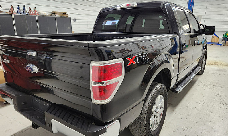 2013 Ford F150  4X4 ...