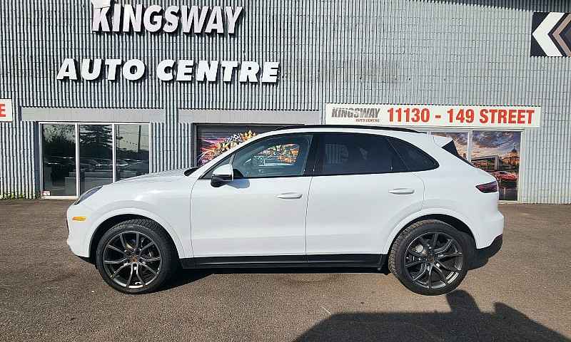 2019 Porsche Cayenne...
