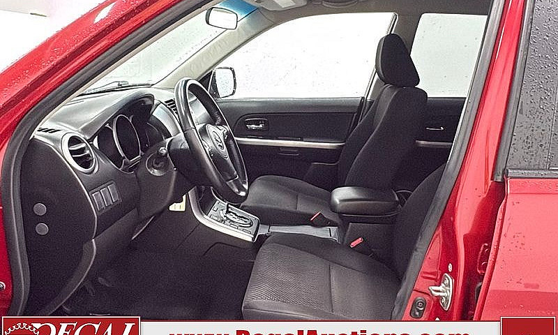 2011 Suzuki Grand Vi...