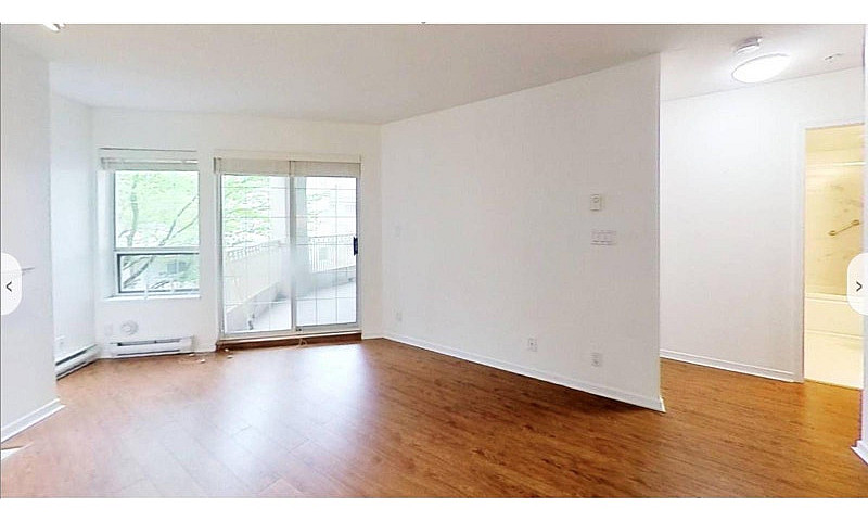 305 15268 105 Avenue...
