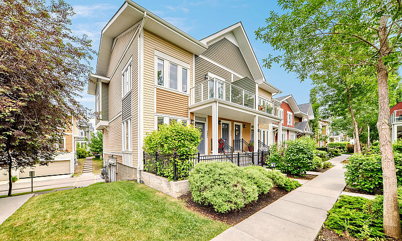 Stunning 2 Bed 1 Bat...