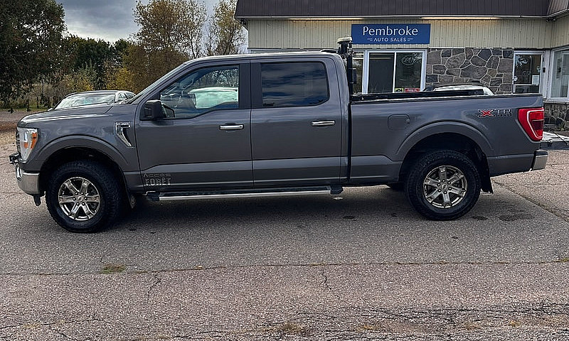 2022 Ford F-150 Xlt ...