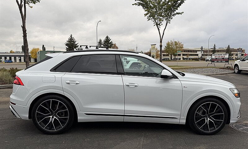 2019 Audi Q8 Quattro...